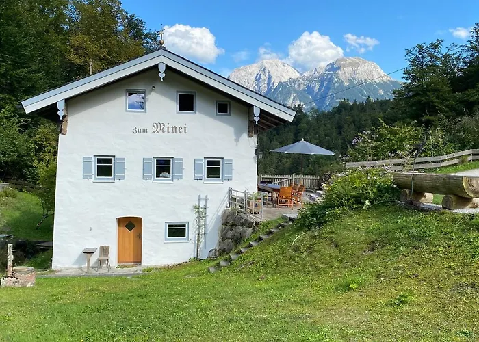 Alte Muehle Mit Wunderbarem Bergblick